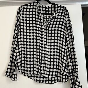 Ann Taylor Black and White Floral Women's Top